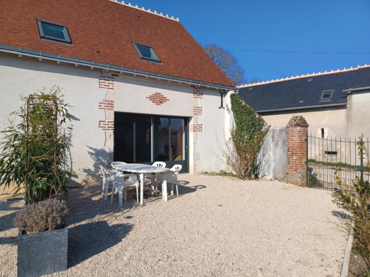 Reve De Loire Gite Au Calme Au Pied Des Chateaux De La Loire Onzain Exteriör bild