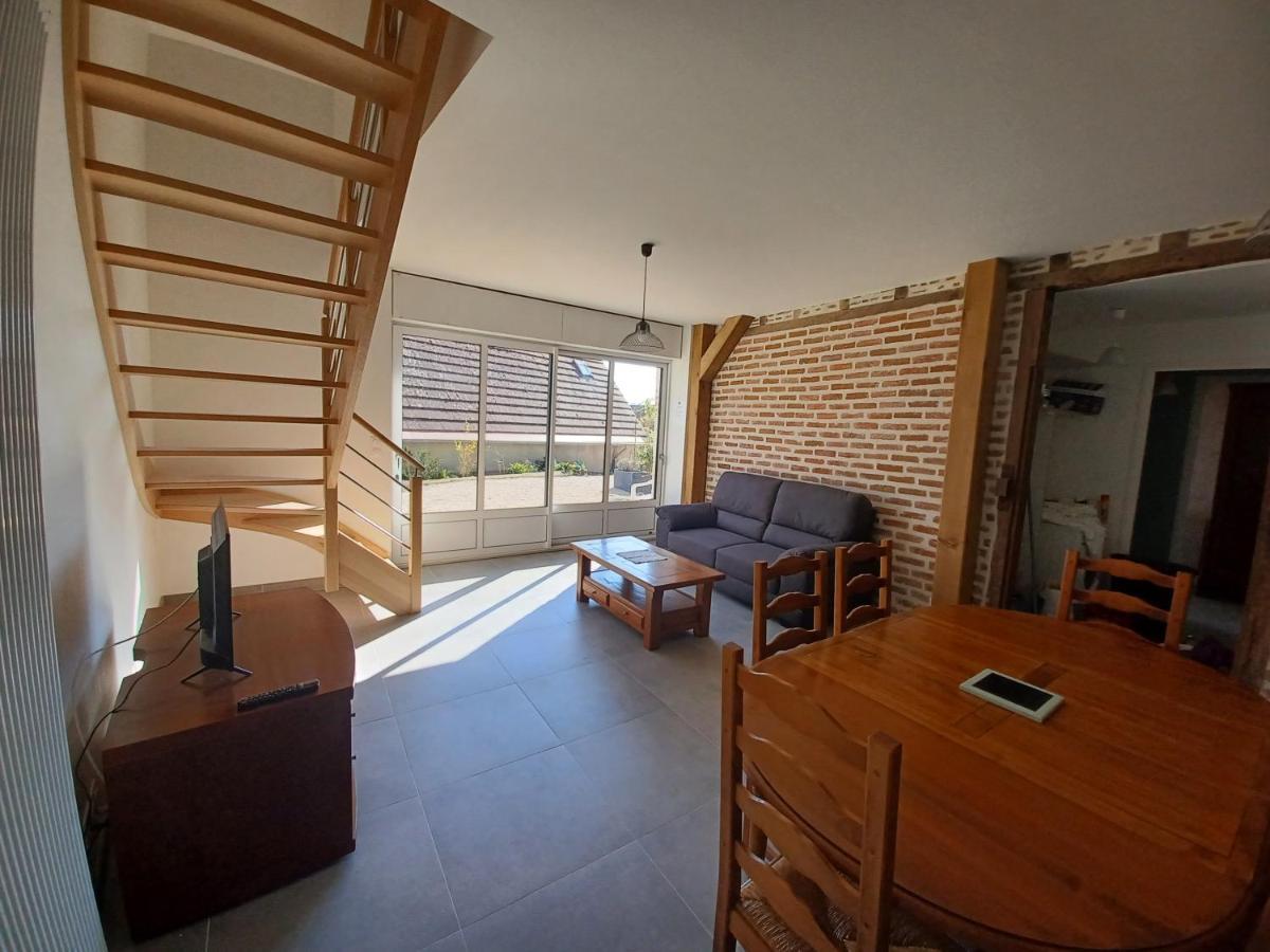 Reve De Loire Gite Au Calme Au Pied Des Chateaux De La Loire Onzain Exteriör bild